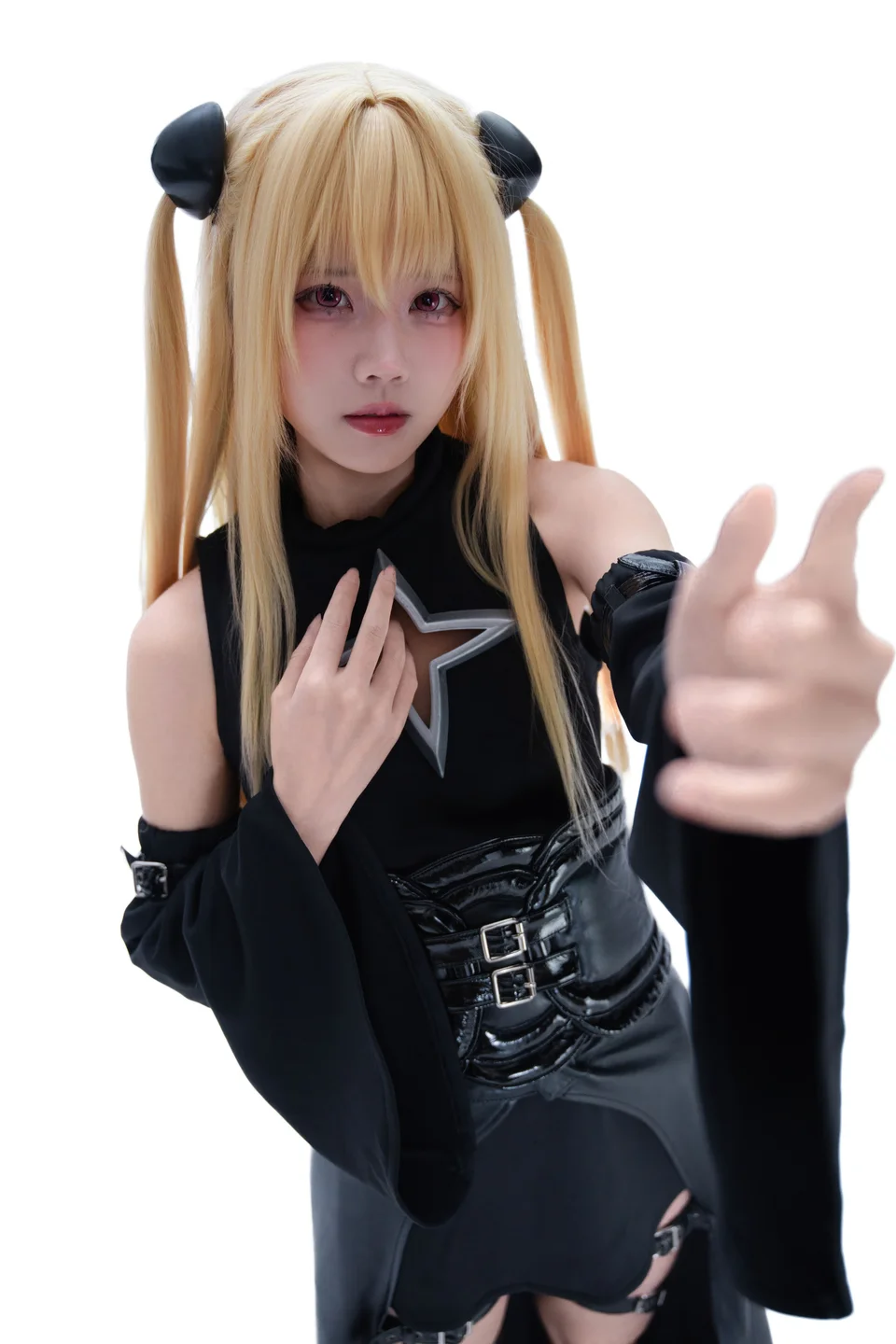 清水凪 - No.011 出包王女·金色暗影 [38P-300MB] tg@simisebaisi 【丝足阁】017.webp